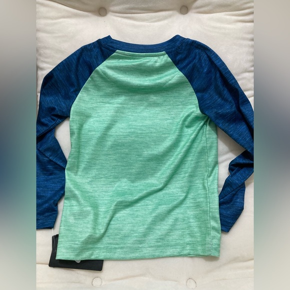 NWT NIKE KIDS TOP BOYS 4 - Picture 3 of 7